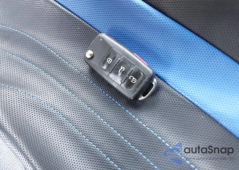 2016 Volkswagen Jetta Se z USA, uszkodzony, nr VIN 3VWD67AJ1GM321534